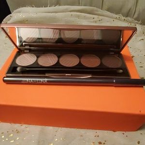 Eyeshadow Palette + Luna by Luna Pegasus eyeliner